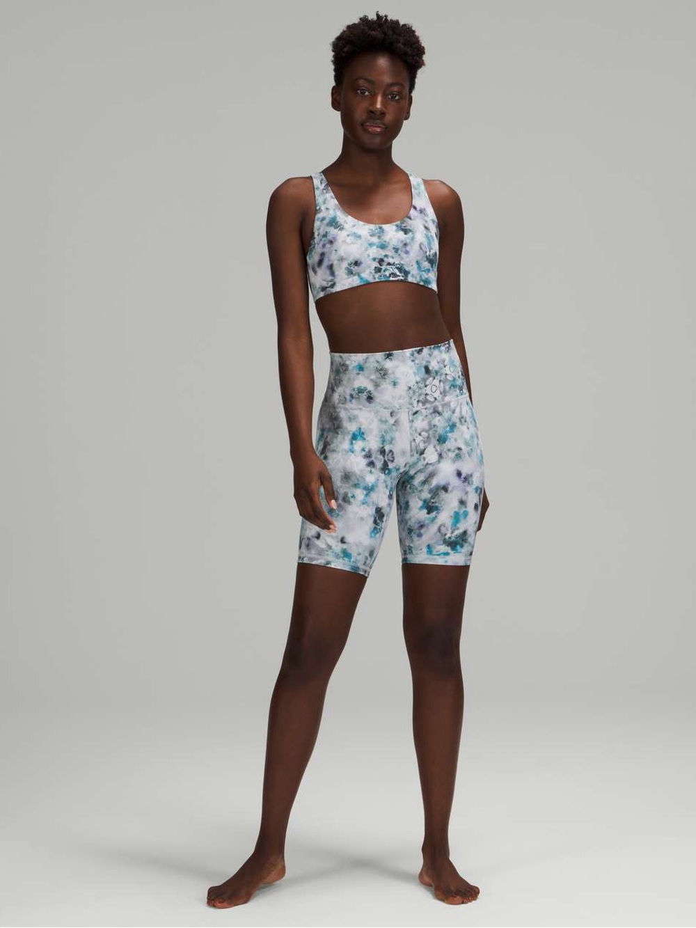 LULULEMON Light Support Nulu Yoga Bra